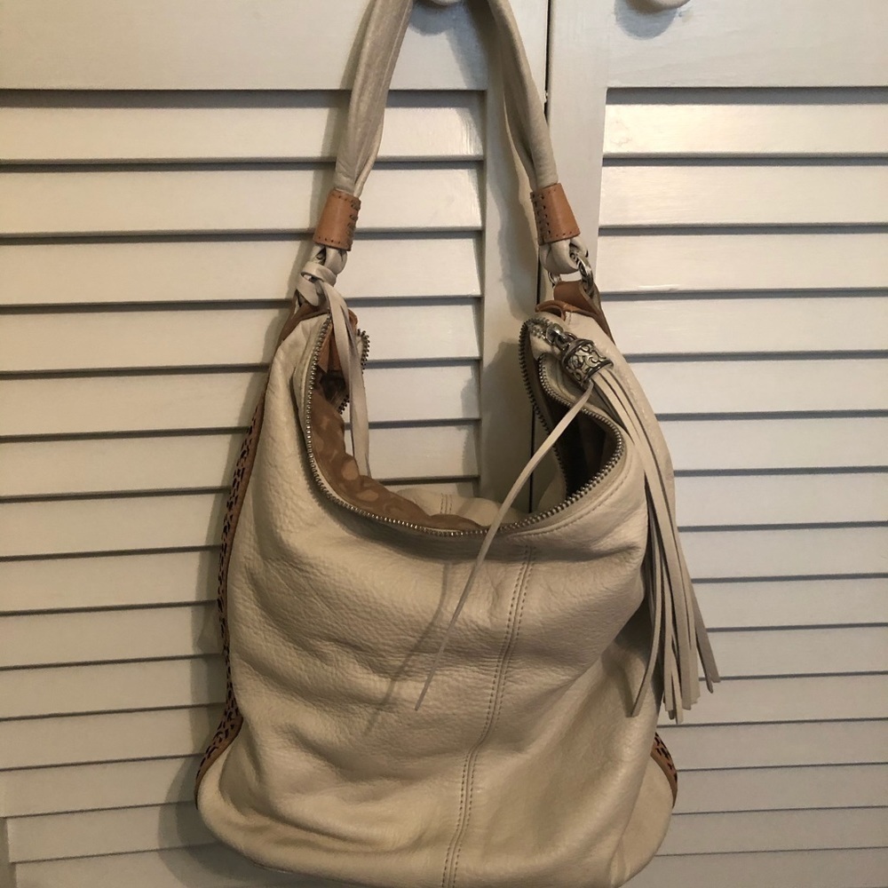 Handbag - Picture 2 of 5